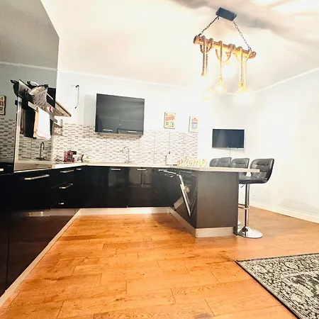 Aparthotel Residence تْشيانشانو  تيرمي